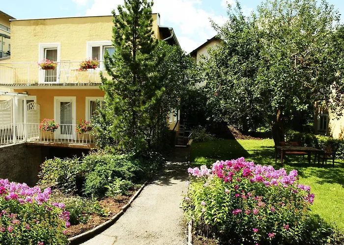 Hotel Alpenrose 3*